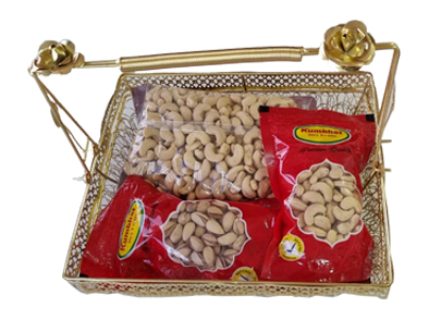 Square metal tray with handle
