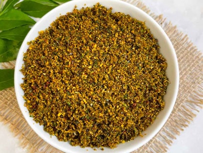 Spicy Curry Leaves Powder-min